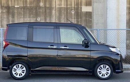 Toyota Roomy I, 2017 год, 600 000 рублей, 2 фотография