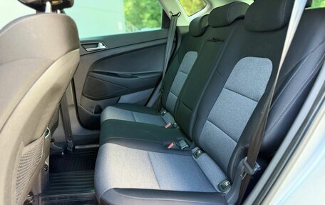Hyundai Tucson III, 2019 год, 2 500 000 рублей, 10 фотография