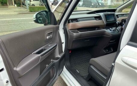 Honda Freed II, 2023 год, 1 240 100 рублей, 14 фотография