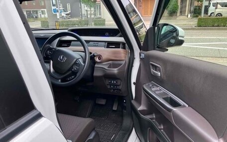 Honda Freed II, 2023 год, 1 240 100 рублей, 9 фотография
