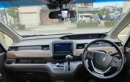 Honda Freed II, 2023 год, 1 240 100 рублей, 10 фотография