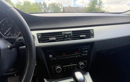 BMW 3 серия, 2011 год, 1 070 000 рублей, 1 фотография