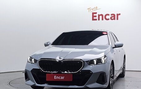 BMW 5 серия, 2025 год, 6 750 000 рублей, 4 фотография