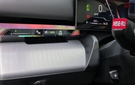 BMW 5 серия, 2025 год, 6 750 000 рублей, 18 фотография