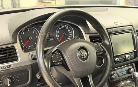 Volkswagen Touareg III, 2016 год, 2 999 000 рублей, 18 фотография