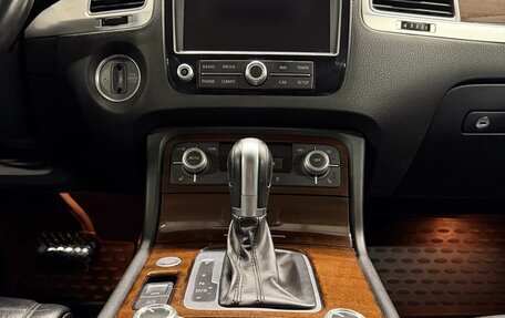 Volkswagen Touareg III, 2016 год, 2 999 000 рублей, 29 фотография