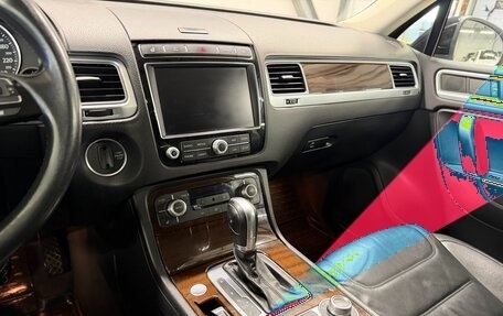 Volkswagen Touareg III, 2016 год, 2 999 000 рублей, 25 фотография