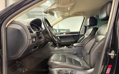 Volkswagen Touareg III, 2016 год, 2 999 000 рублей, 23 фотография