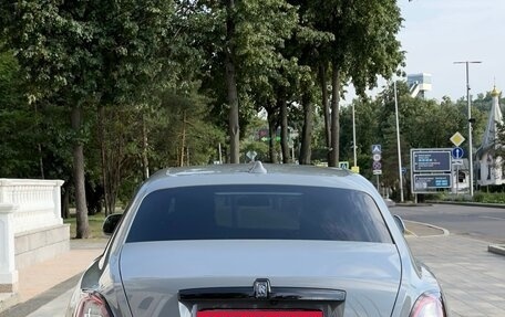 Rolls-Royce Ghost Series II рестайлинг, 2021 год, 35 000 000 рублей, 6 фотография