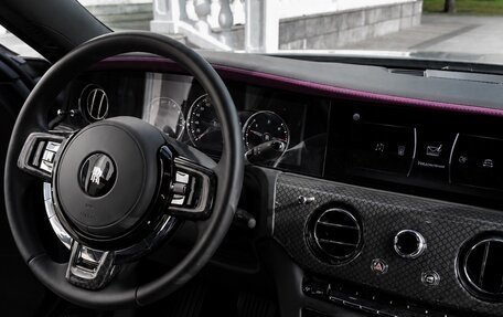 Rolls-Royce Ghost Series II рестайлинг, 2021 год, 35 000 000 рублей, 25 фотография