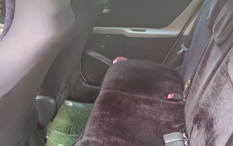 Toyota Yaris III рестайлинг, 2008 год, 550 000 рублей, 11 фотография