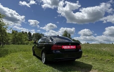 BMW 3 серия, 2011 год, 1 070 000 рублей, 14 фотография