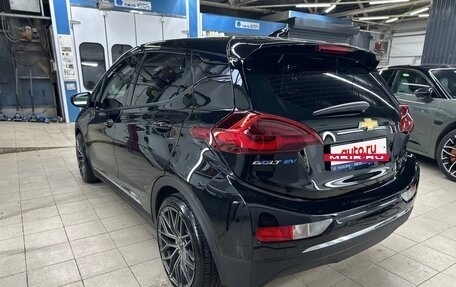 Chevrolet Bolt, 2019 год, 2 050 000 рублей, 7 фотография