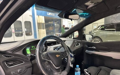 Chevrolet Bolt, 2019 год, 2 050 000 рублей, 20 фотография