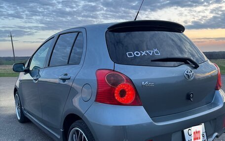 Toyota Yaris III рестайлинг, 2007 год, 900 000 рублей, 12 фотография