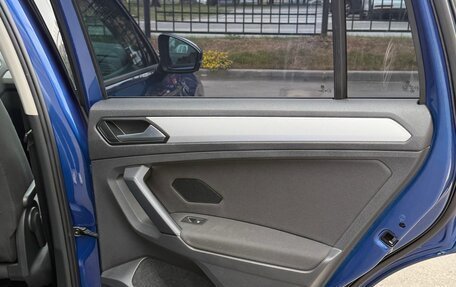 Volkswagen Tiguan II, 2020 год, 2 490 000 рублей, 18 фотография