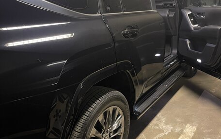 Toyota Land Cruiser, 2024 год, 13 700 000 рублей, 4 фотография