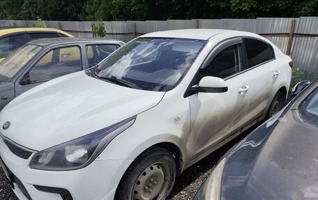 KIA Rio IV, 2018 год, 782 167 рублей, 2 фотография