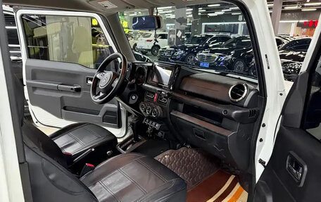 Suzuki Jimny, 2023 год, 2 515 000 рублей, 8 фотография