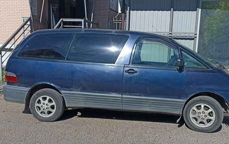 Toyota Estima III рестайлинг -2, 1992 год, 280 000 рублей, 1 фотография