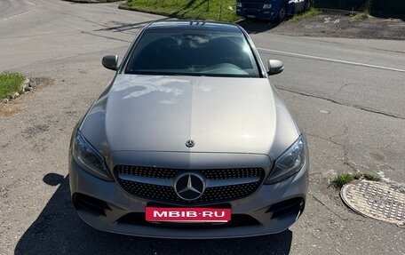Mercedes-Benz C-Класс, 2019 год, 2 200 000 рублей, 1 фотография