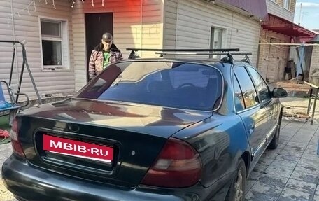 Hyundai Sonata III рестайлинг, 1996 год, 140 000 рублей, 3 фотография