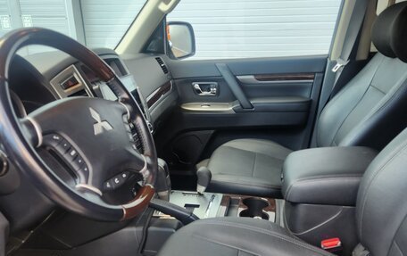 Mitsubishi Pajero IV, 2019 год, 4 100 000 рублей, 8 фотография