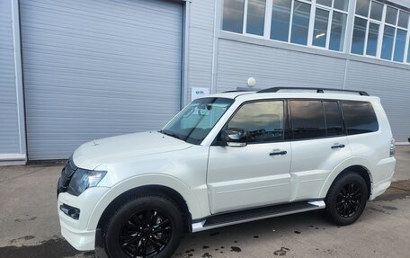 Mitsubishi Pajero IV, 2019 год, 4 100 000 рублей, 6 фотография