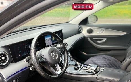 Mercedes-Benz E-Класс, 2016 год, 3 100 000 рублей, 9 фотография