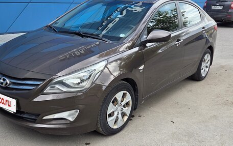 Hyundai Solaris II рестайлинг, 2014 год, 1 030 000 рублей, 2 фотография