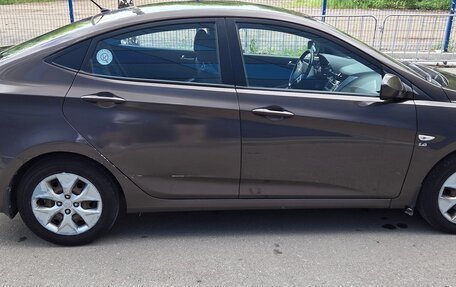 Hyundai Solaris II рестайлинг, 2014 год, 1 030 000 рублей, 6 фотография