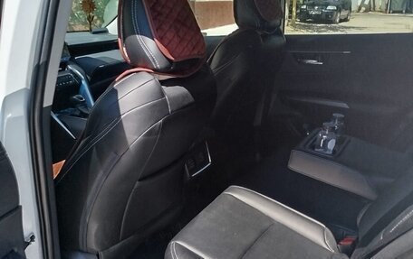 Toyota Harrier, 2023 год, 4 550 000 рублей, 13 фотография