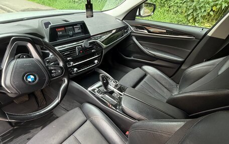 BMW 5 серия, 2017 год, 2 900 000 рублей, 10 фотография