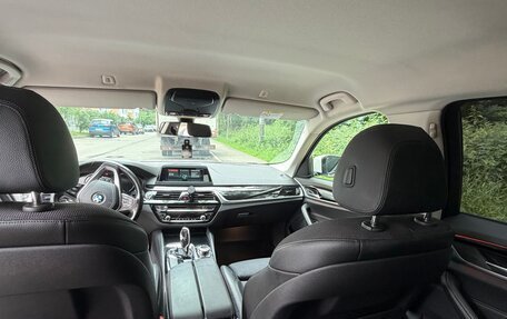 BMW 5 серия, 2017 год, 2 900 000 рублей, 13 фотография