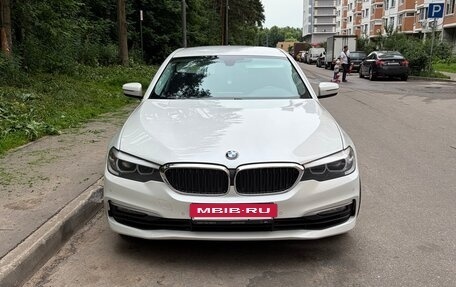 BMW 5 серия, 2017 год, 2 900 000 рублей, 3 фотография