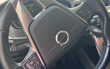Volvo V40 Cross Country I, 2016 год, 1 400 000 рублей, 24 фотография