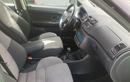Skoda Fabia II, 2011 год, 710 000 рублей, 13 фотография