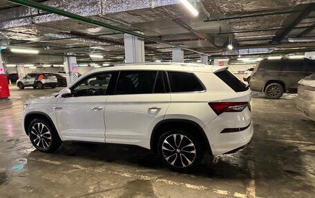 Skoda Kodiaq I, 2022 год, 3 800 000 рублей, 3 фотография