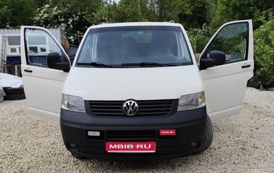 Volkswagen Transporter T5 рестайлинг, 2003 год, 850 000 рублей, 1 фотография