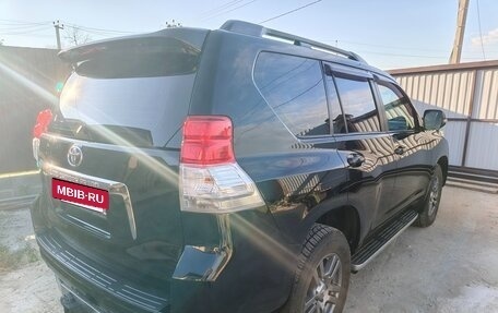 Toyota Land Cruiser Prado 150 рестайлинг 2, 2011 год, 2 800 000 рублей, 5 фотография