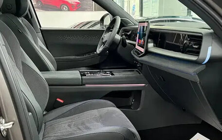 Volkswagen Teramont, 2025 год, 5 700 000 рублей, 11 фотография