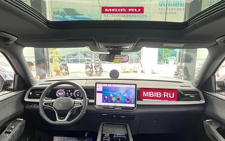 Volkswagen Teramont, 2025 год, 5 700 000 рублей, 15 фотография