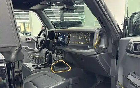 Ford Bronco, 2024 год, 8 650 000 рублей, 10 фотография