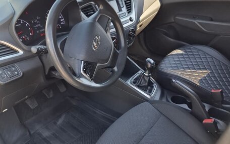 Hyundai Solaris II рестайлинг, 2017 год, 780 000 рублей, 6 фотография