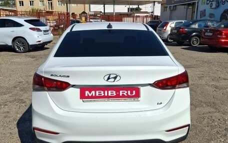 Hyundai Solaris II рестайлинг, 2017 год, 780 000 рублей, 2 фотография