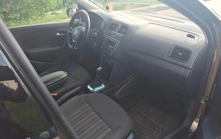 Volkswagen Polo VI (EU Market), 2017 год, 1 200 000 рублей, 9 фотография