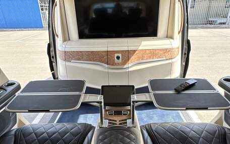 Mercedes-Benz V-Класс, 2019 год, 5 700 000 рублей, 8 фотография