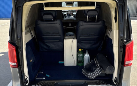 Mercedes-Benz V-Класс, 2019 год, 5 700 000 рублей, 7 фотография