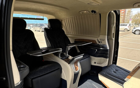 Mercedes-Benz V-Класс, 2019 год, 5 700 000 рублей, 14 фотография