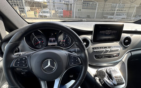 Mercedes-Benz V-Класс, 2019 год, 5 700 000 рублей, 23 фотография